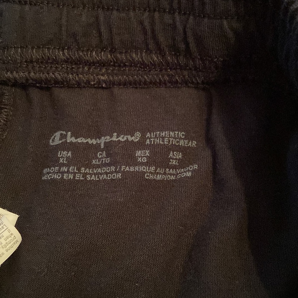 Champion Lounge Capri - Picture 6 of 7